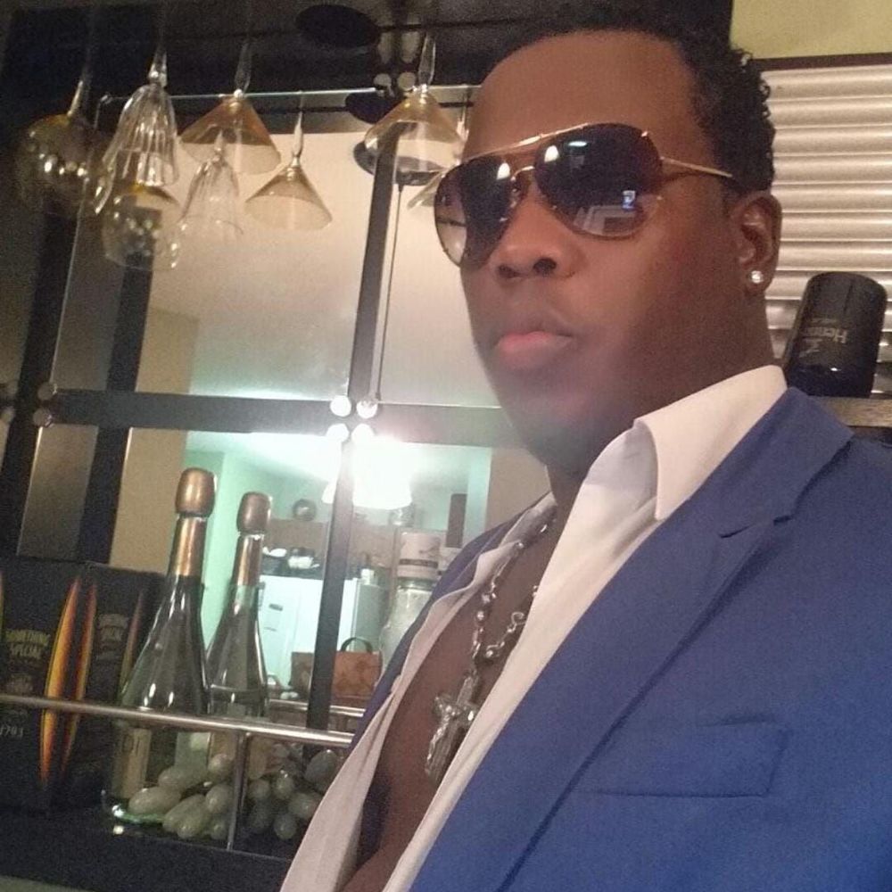 Meet your Posher, Pierre charles